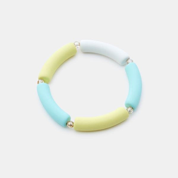 أساور ملونة للفتيات